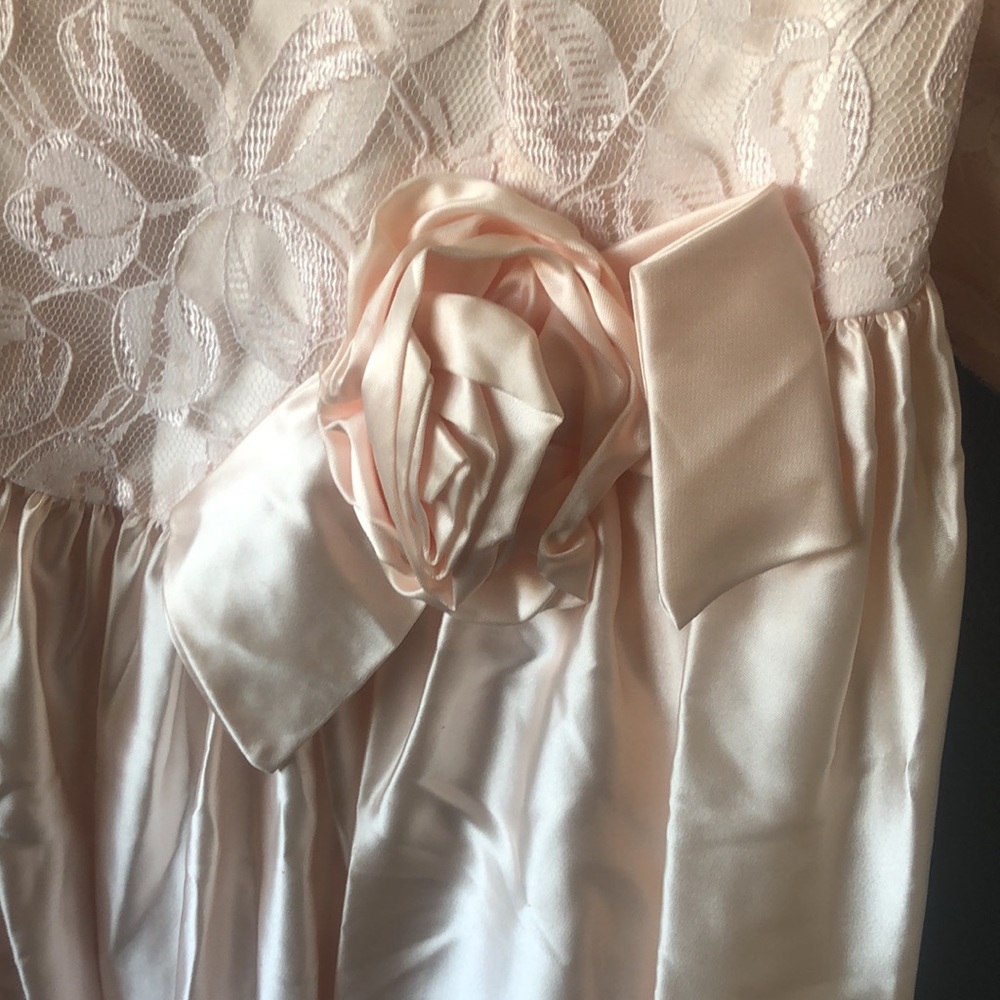 Vintage 80’s pink, lace and satin dress - Picture 6 of 8